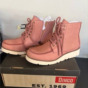 Dingo Women's Rose Lace-Up Boots